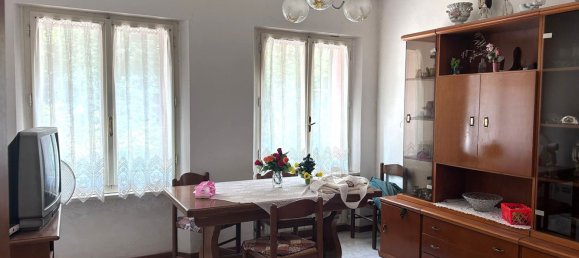 3 rooms Apartment in Perugia, Italy No. 289723 5