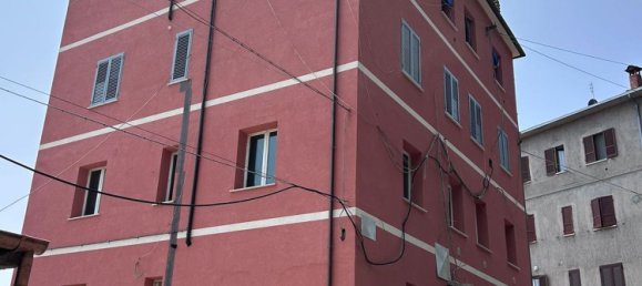 3 rooms Apartment in Perugia, Italy No. 289723 4