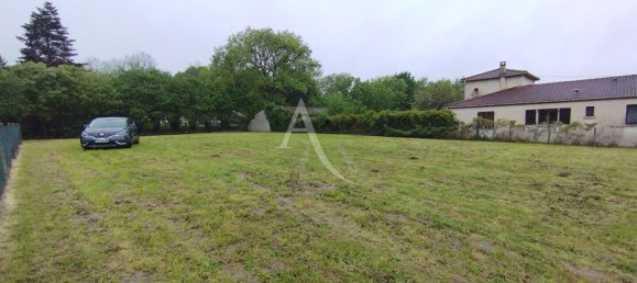 Terrain à Jonzac, France 3581m² No. 351315 5