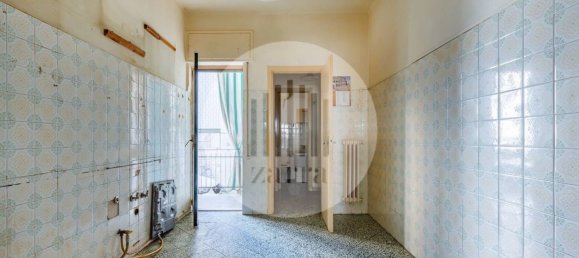 2 غرف نوم شقة في Bari, Italy رقم 93104 9