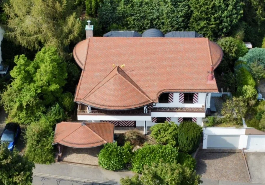 Таунхаус с 4 спальнями в Эммендинген, Германия № 69897