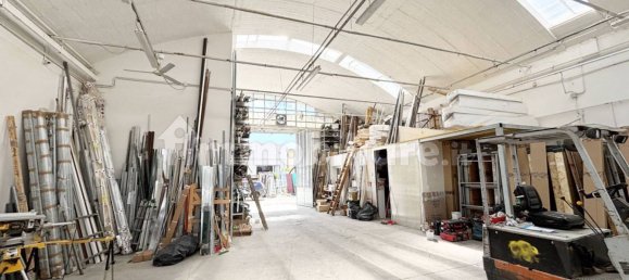 3 rooms Warehouse in Signa, Italy No. 272267 5