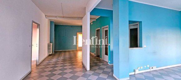 5 rooms Office in Casale Monferrato, Italy No. 67903 11