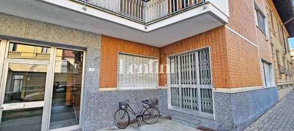 5 rooms Office in Casale Monferrato, Italy No. 67903 3