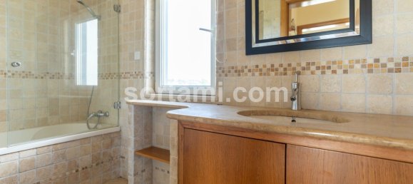 Дом с 4 спальнями в Лоле, Португалия № 127805 36