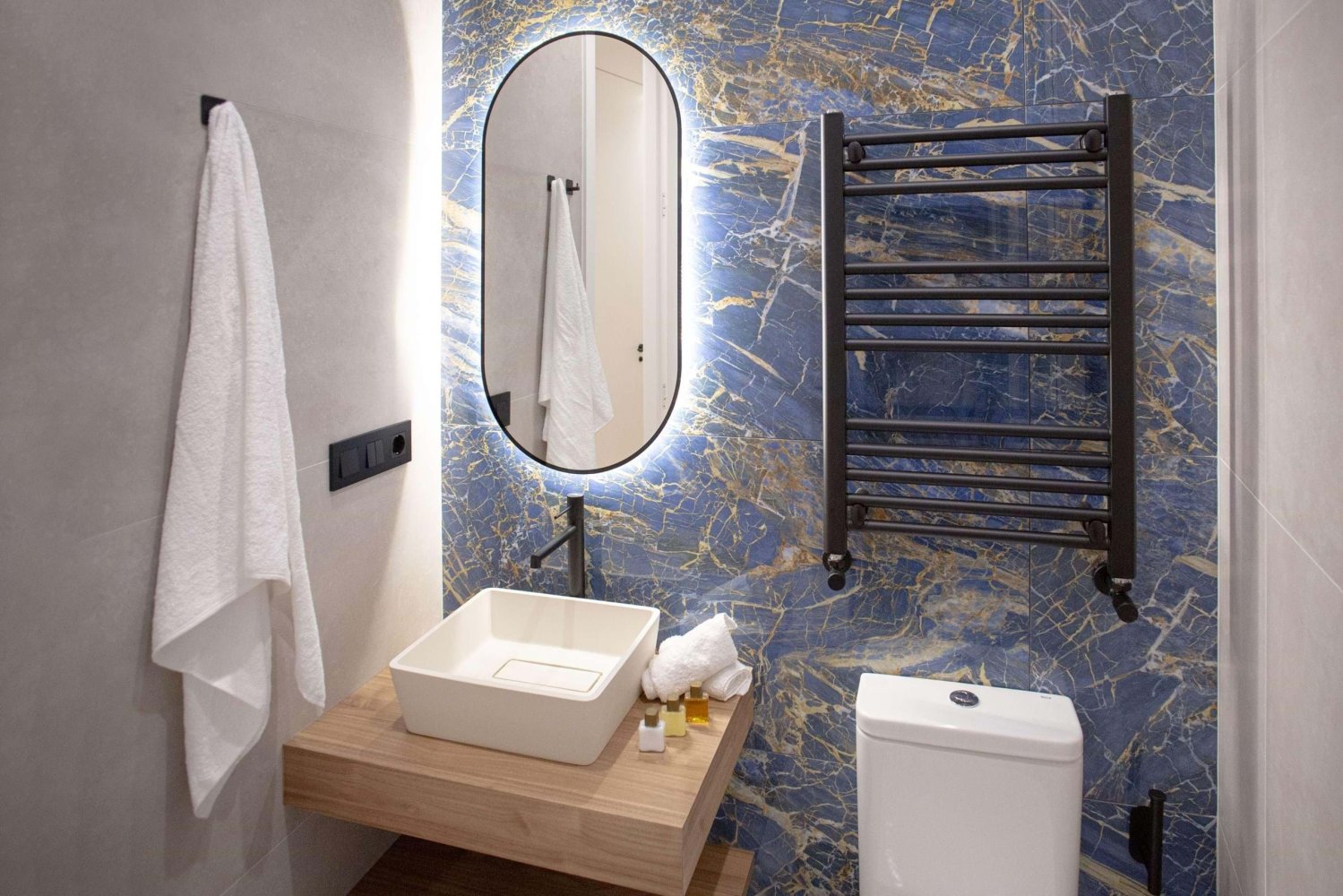 2 bedrooms Apartment in Madrid, Spain No. 97097