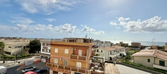 4 bedrooms Apartment in Anzio, Italy No. 325112 8