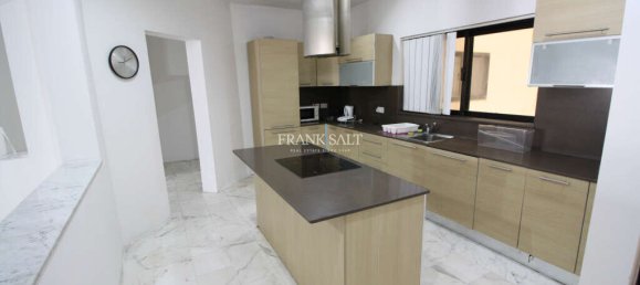 4 chambres Appartement à Sliema, Malta No. 8604 18