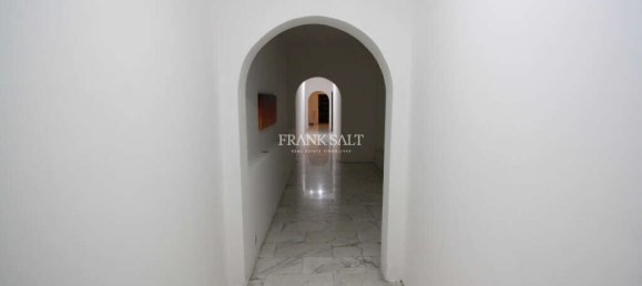 4 chambres Appartement à Sliema, Malta No. 8604 19