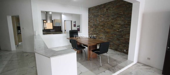 4 chambres Appartement à Sliema, Malta No. 8604 14