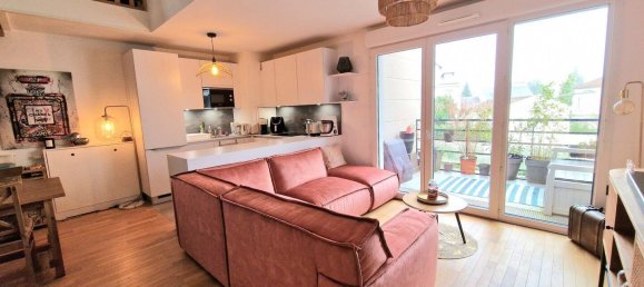 3 غرف نوم منزل ذو طابقين في Montmorency, France رقم 147510 2