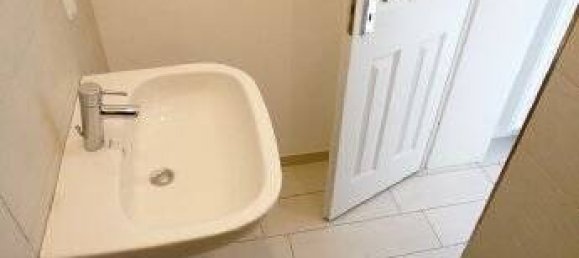 Здание с 3 комнатами в Минден-Люббекке, Германия № 130899 9