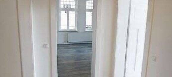 Здание с 3 комнатами в Минден-Люббекке, Германия № 130899 11