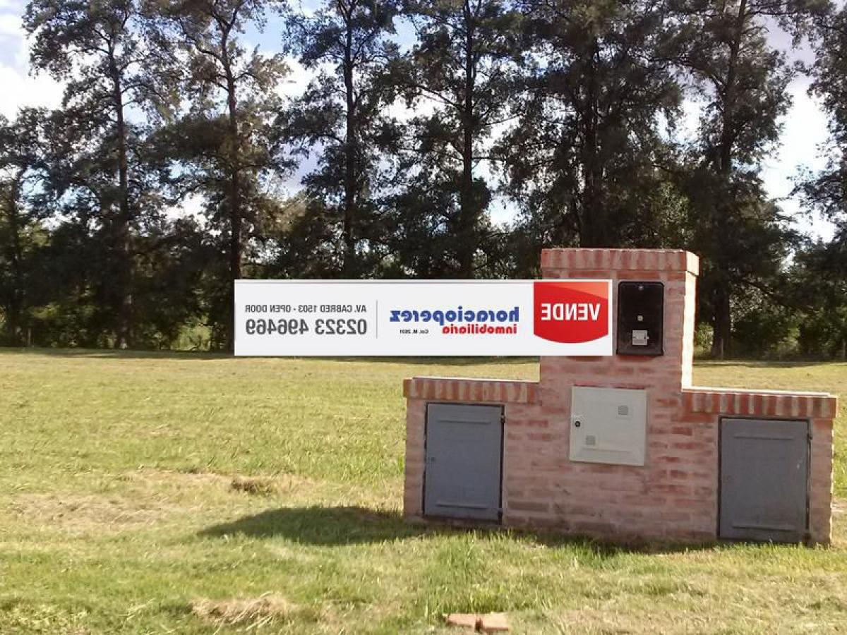  Land in Lujan, Argentina No. 47803