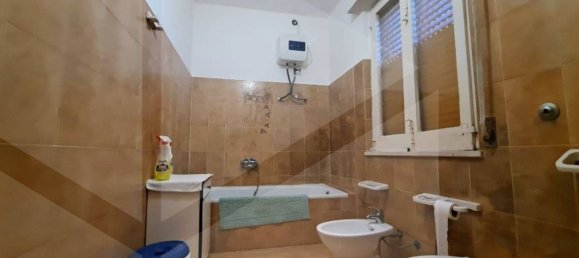 Villa de 6 divisões em Monteodorisio, Italy N.º 20405 23