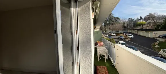 Квартира с 3 комнатами в Сент-Этьен, Франция № 273017 8