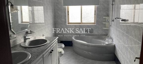 3 chambres Maison à Saint Paul's Bay, Malta No. 10793 15