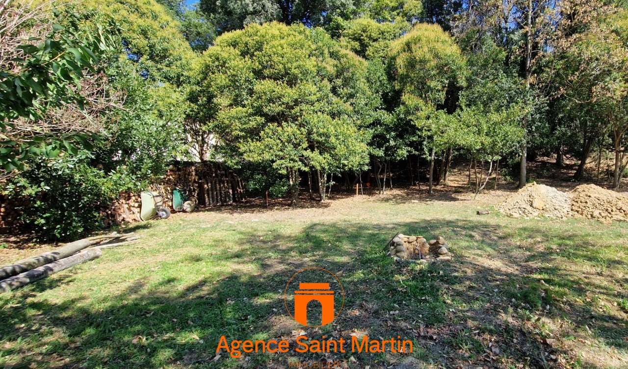 562m² Land in Montelimar, France No. 107360