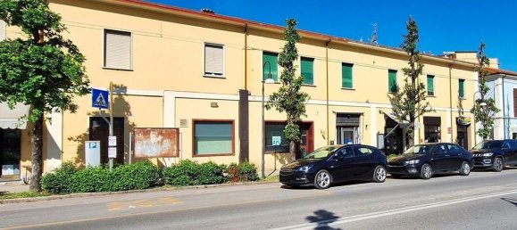 Büro in Spoleto, Italy 373m², Nr. 51637 19