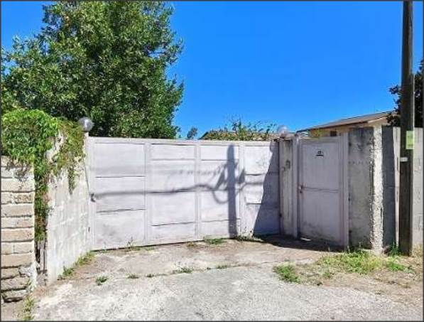 5 rooms Apartment in Aprilia, Italy No. 202806