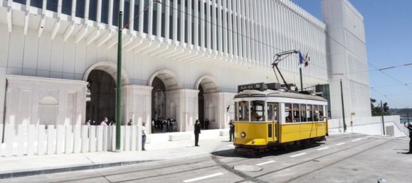 2000m² Land in Lisbon, Portugal No. 124945 8