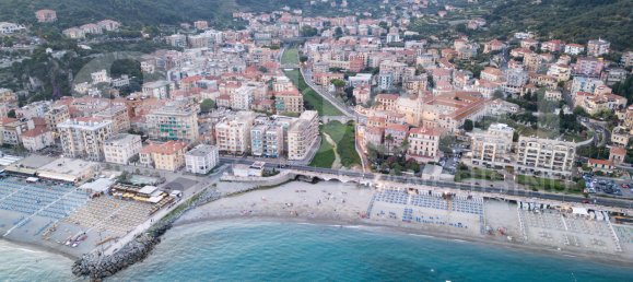 5 rooms Villa in Finale Ligure, Italy No. 344773 9