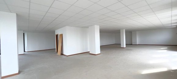 257m² Office in Caldiero, Italy No. 218129 3