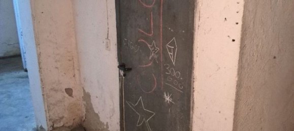 2-salle Appartement à San Giuliano Milanese, Italy No. 33905 7