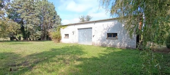 2900m² Land in Artannes-sur-Indre, France No. 240139 2