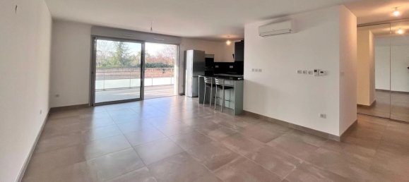 1 bedroom Apartment in Beaune, France No. 258701 2