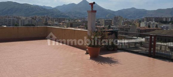 Квартира с 3 комнатами в Палермо, Италия № 270582 16