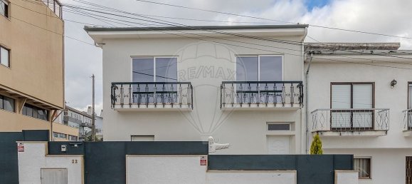 5 Schlafzimmer Haus in Paredes, Portugal, Nr. 25090 3