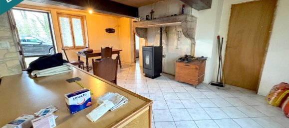 3 bedrooms House in Romenay, France No. 264864 4