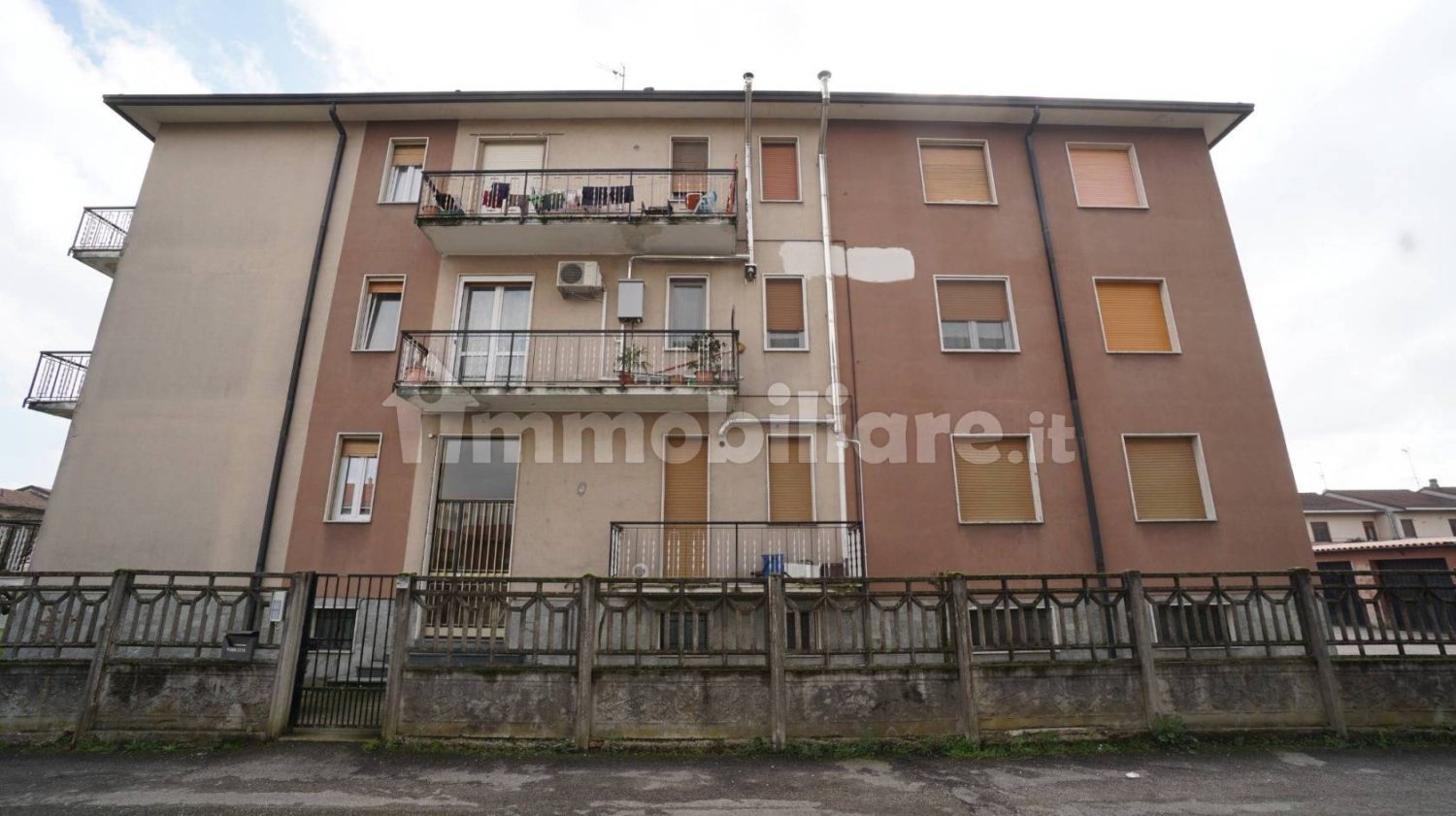3 Schlafzimmer Wohnung in Cilavegna, Italy, Nr. 154192