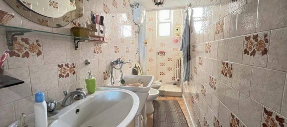 2 bedrooms Apartment in Bari, Italy No. 17305 11