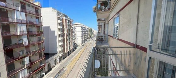 2 bedrooms Apartment in Bari, Italy No. 17305 13