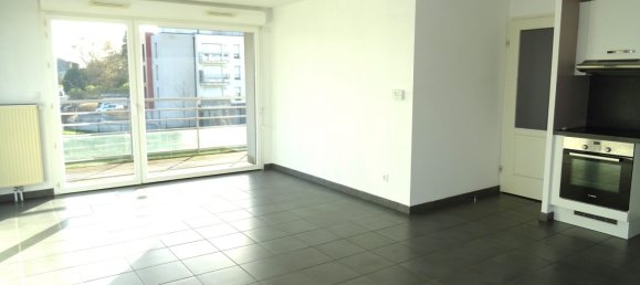 2 bedrooms Apartment in Faches-Thumesnil, France No. 39553 3