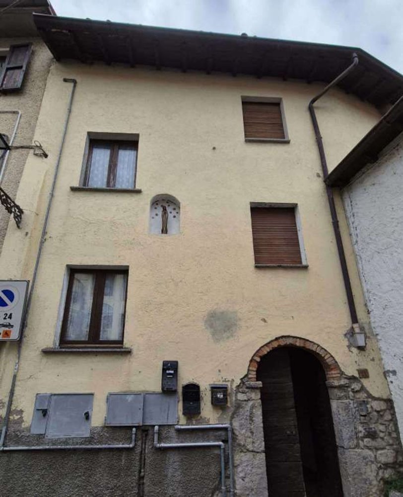 Apartamento de 4 divisões em Casazza, Italy N.º 286840