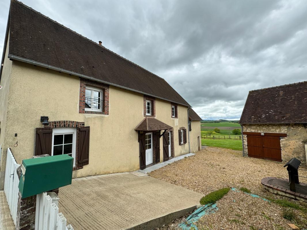 3 Schlafzimmer Haus in Saint-Victor-de-Buthon, France, Nr. 72755