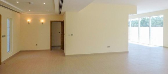 4 bedrooms Villa in Jumeirah Park, UAE No. 3296 12