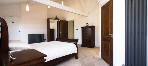 Офис 297м² в Биркенхед, Великобритания № 454 2