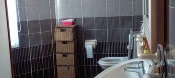 9 rooms Apartment in Sant'Egidio alla Vibrata, Italy No. 98378 7