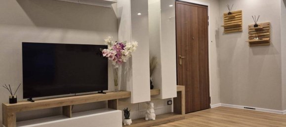 3-salle Penthouse à Pomezia, Italy No. 32298 12