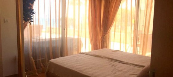 3 bedrooms Apartment in Limassol, Cyprus No. 12516 5