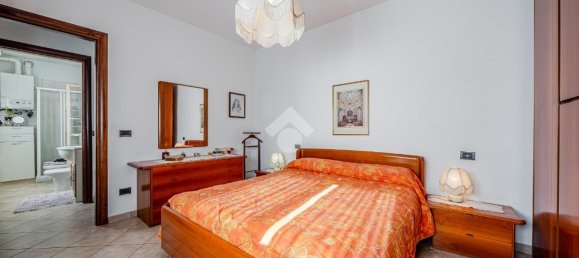 4-Zimmer Wohnung in Reggio Emilia, Italy, Nr. 2122 6