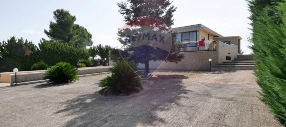 8-salle Villa à Martina Franca, Italy No. 132473 24