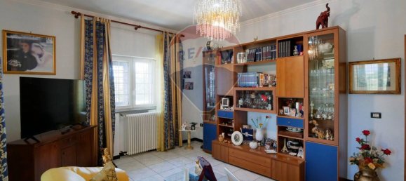 8-salle Villa à Martina Franca, Italy No. 132473 10