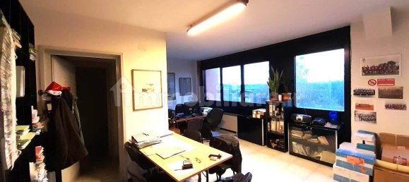 1-Zimmer Büro in Cecina, Italy, Nr. 172289 5