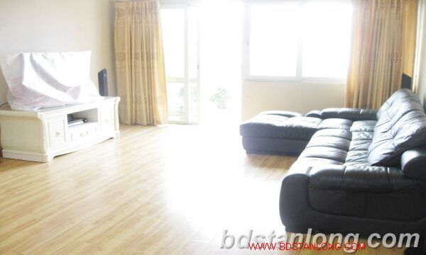 3 bedrooms Apartment in Tay Ho, Vietnam No. 6231
