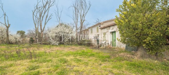 8 rooms House in Montegridolfo, Italy No. 130812 4